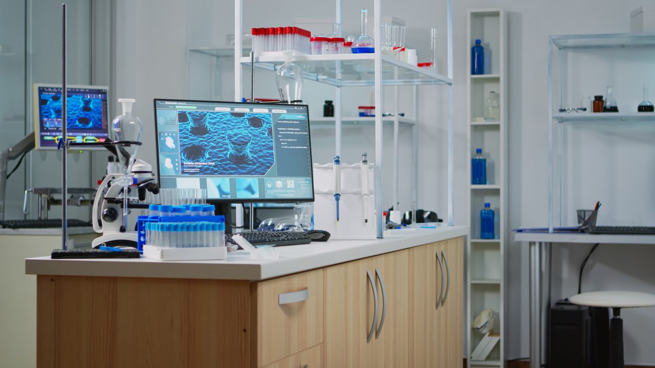 interior-of-empty-science-laboratory-with-modern-e-2021-08-30-04-22-04-utc-1280x720.jpg
